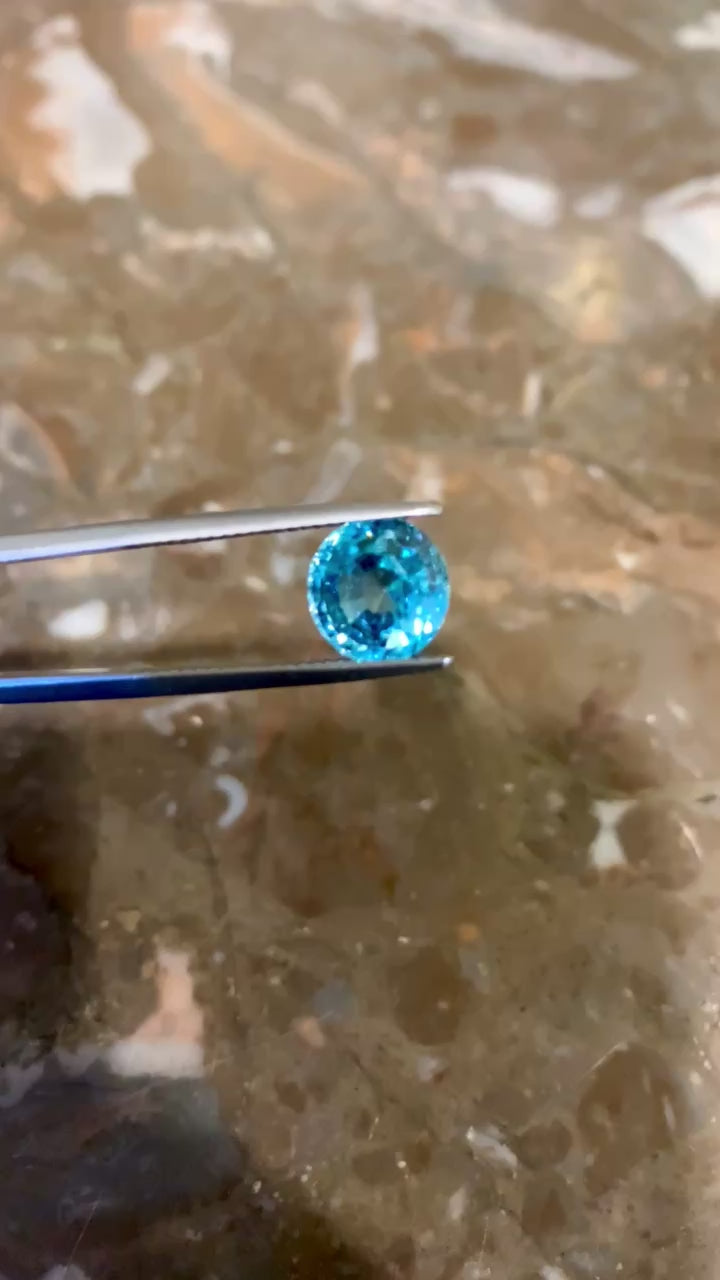 Zircon Bleu 4.70 Carats